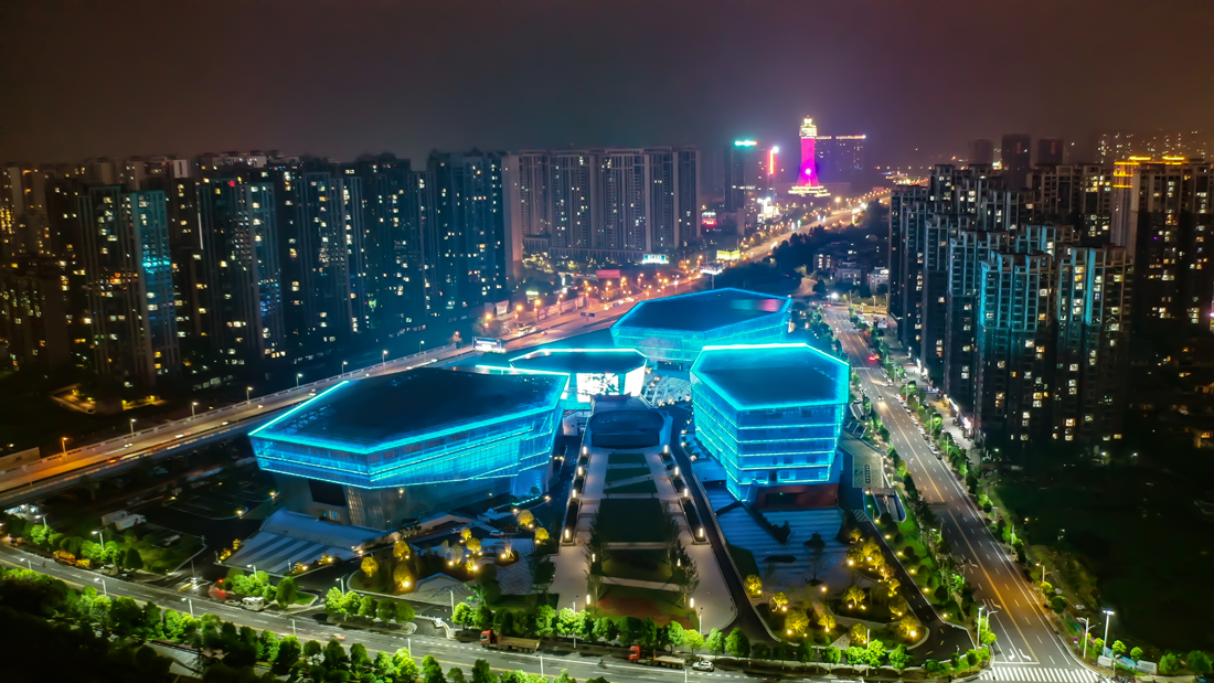 <b>湖南衡阳市影剧与青少年活动中心泛光照明工程</b>